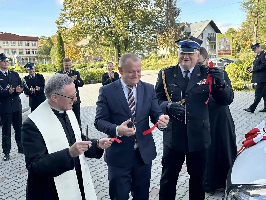 Nowy sprzęt dla OSP Mogilno i strażaków z gminy Korzenna