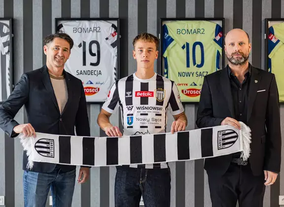 Sandecja z nowym pomocnikiem. Aleksander Wołczek dołącza do zespołu