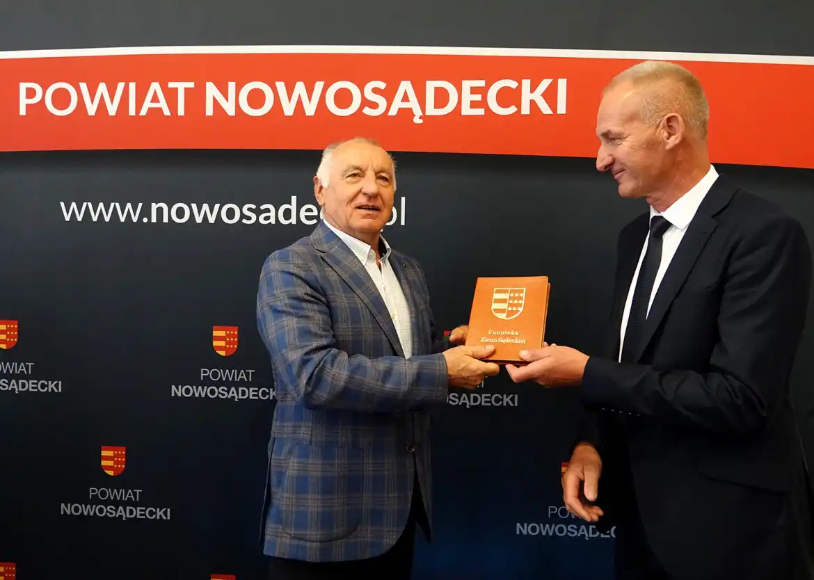 Powiatowa fonoteka wzbogaciła się w kolejne krążki