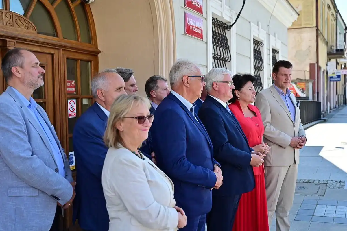 Wicemarszałek Józef Gawron spotkał się z samorządowcami ziemi gorlickiej. Dyskutowano o zmianach Programu Ochrony Powietrza