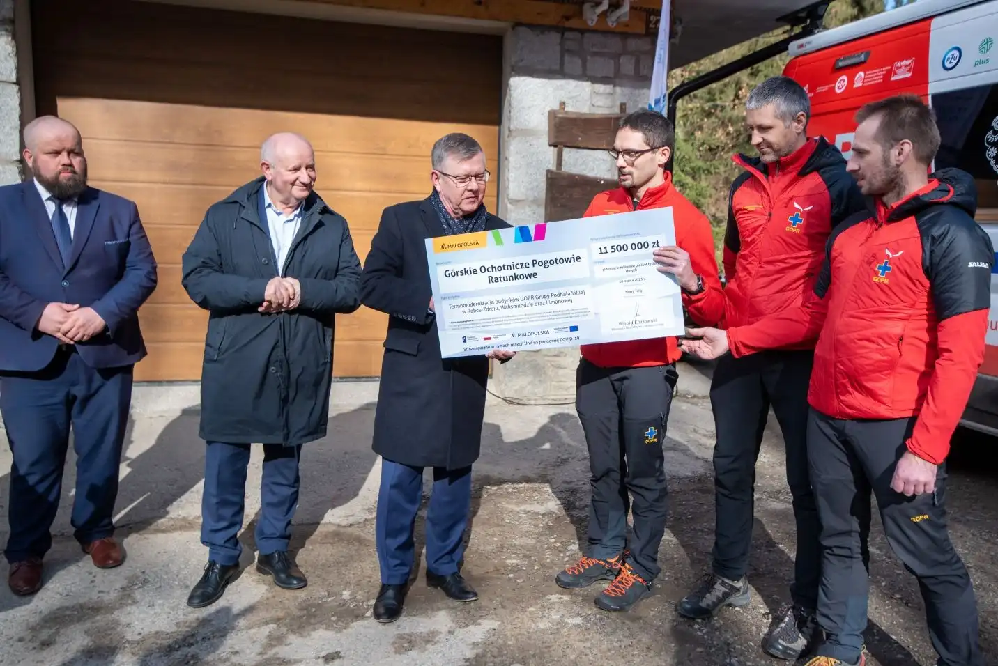 11,5 mln dla ratowników górskich w Rabce-Zdroju, Waksmundzie i Limanowej