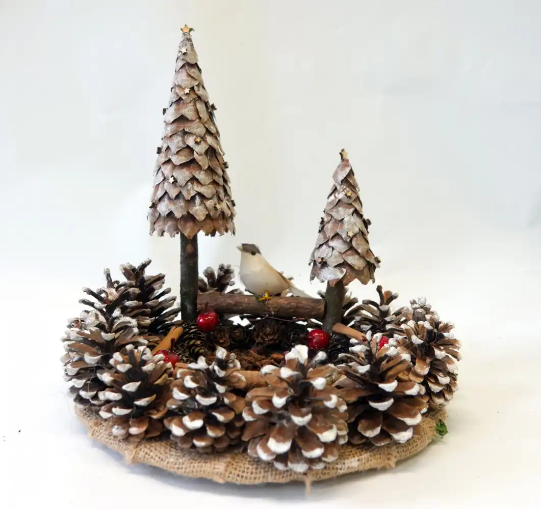 ZAZ w Nawojowej: Niepełnosprawni tworzą świąteczne dekoracje – przyjdź i kup