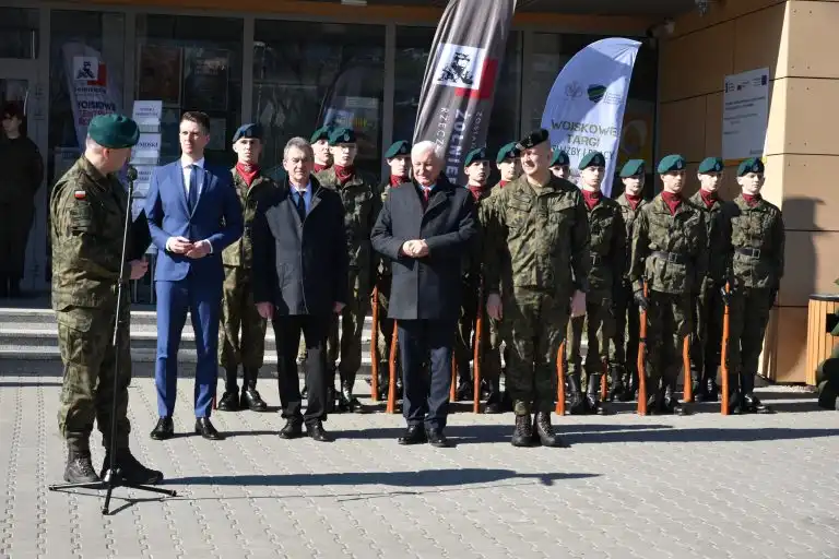 W Limanowej odbyły się Wojskowe Targi Służby i Pracy
