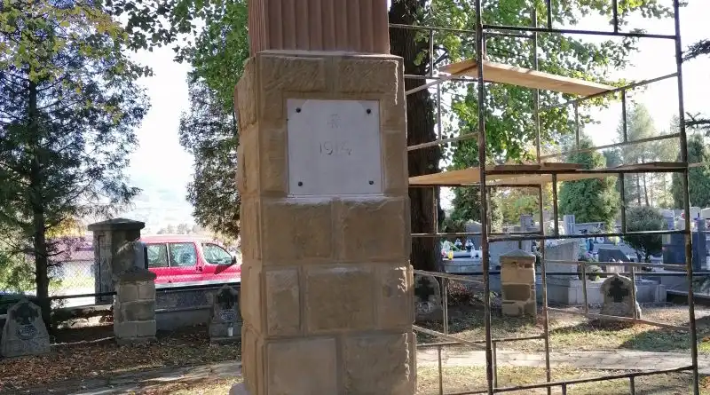 Stary Sącz: kończą się prace renowacyjne głównego pomnika na kwaterze wojennej