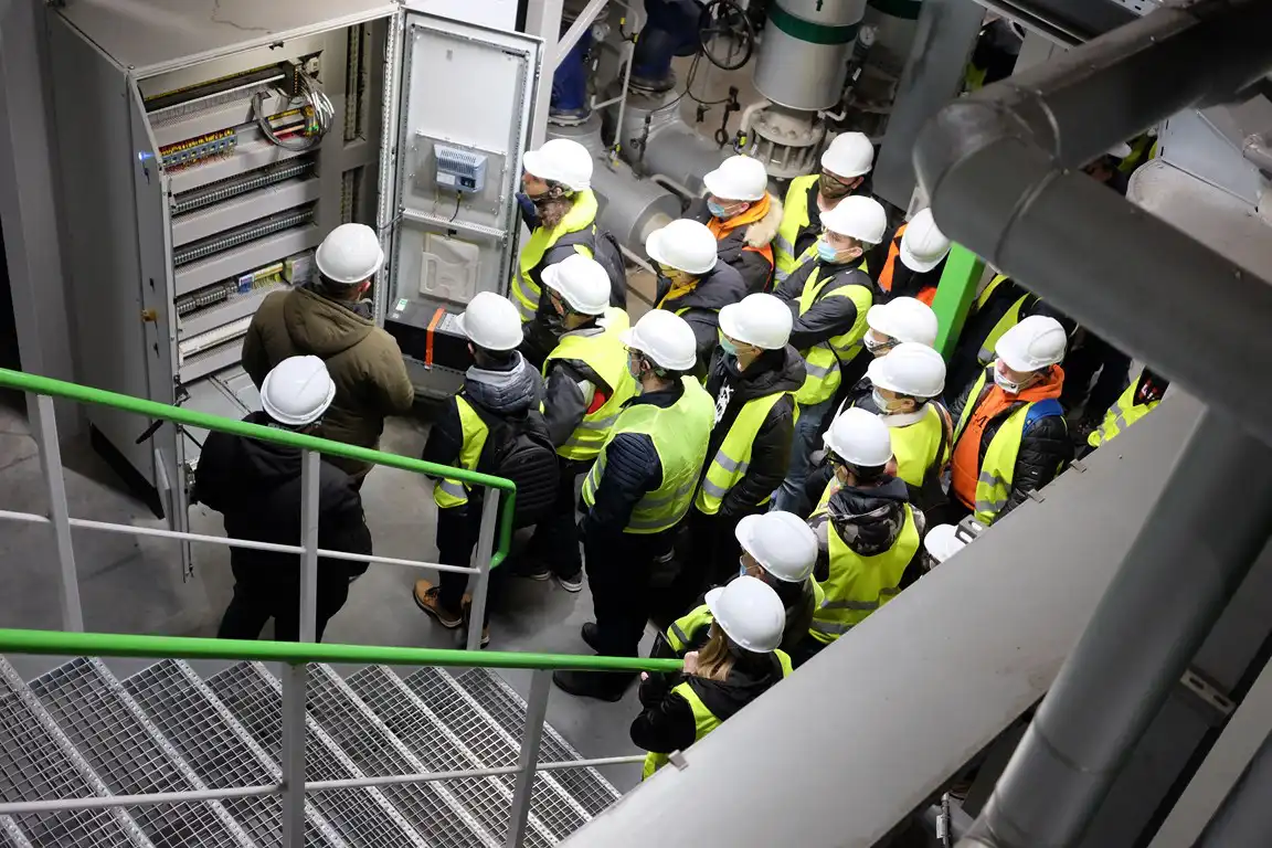 Uczniowie sądeckiego "Elektryka" odwiedzili MPEC