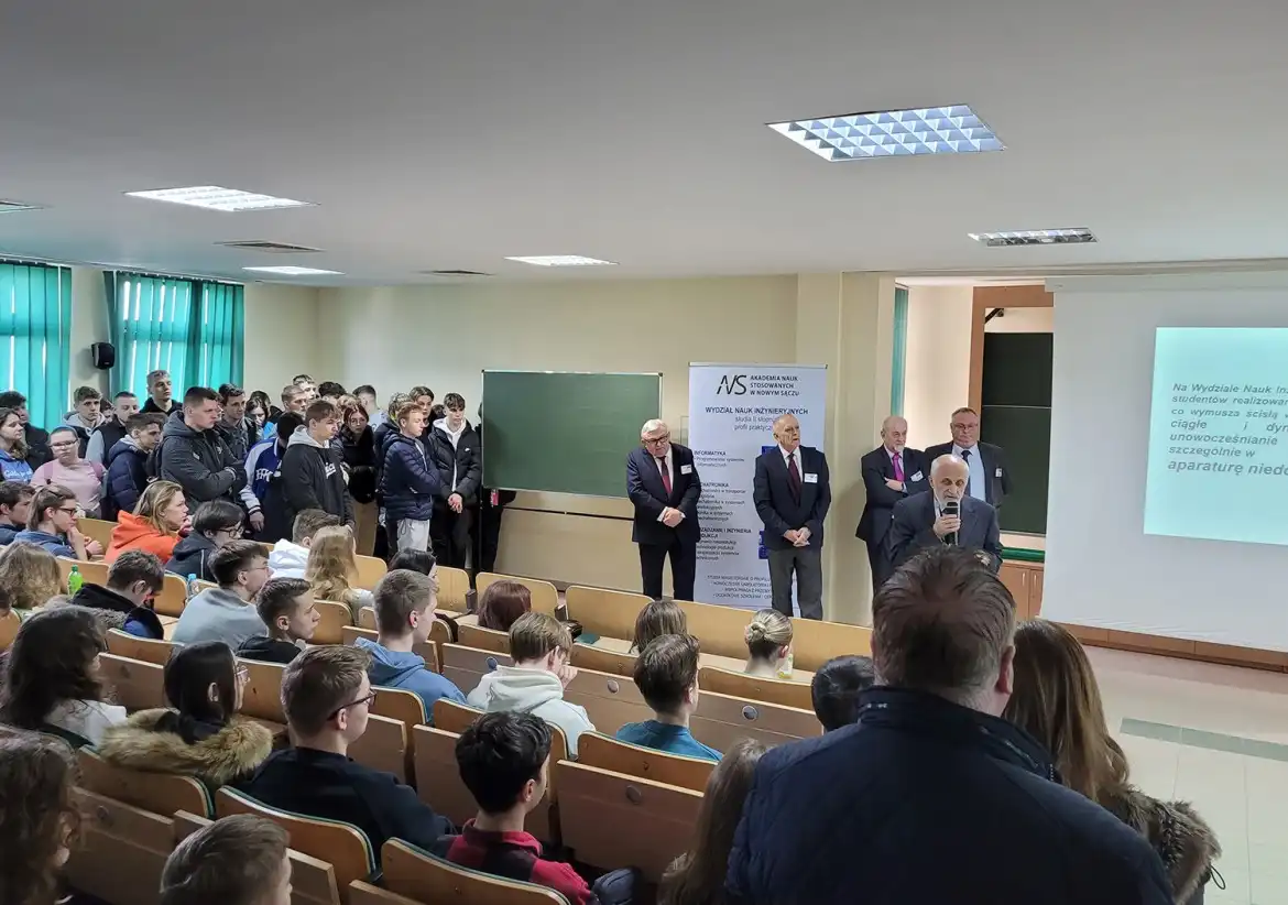 Uczniowie ZS w Starym Sączu wzięli udział w obchodach Światowego Dnia Inżyniera