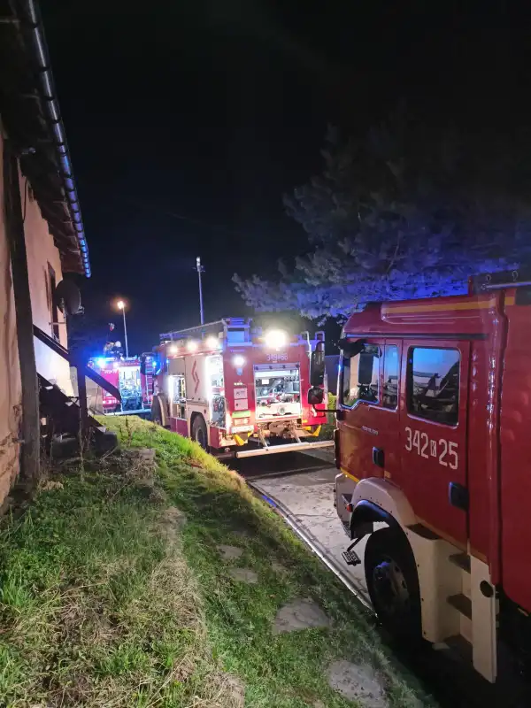 W Suchej Strudze spłonął budynek gospodarczy
