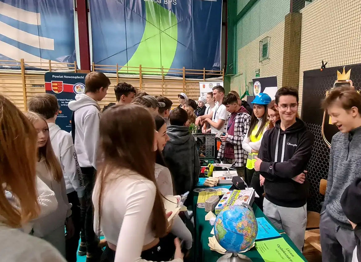 Uczniowie z ZSP w Krynicy-Zdroju na targach edukacyjnych