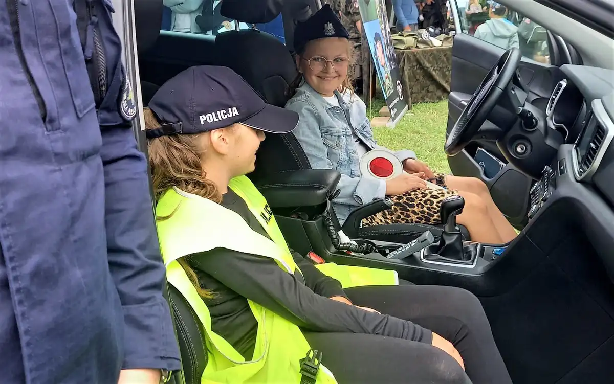 Sądeccy policjanci promowali bezpieczeństwo podczas pikniku w Stróżach