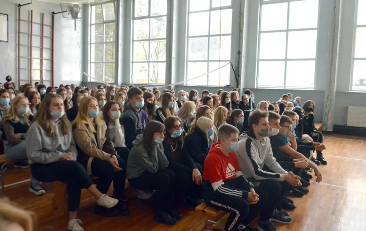 Wybitny kardiochirurg spotkał się z uczniami LO w Starym Sączu