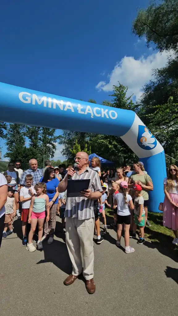 Wakacje rozpoczęte z przytupem. Piknik nad Dunajcem w Łącku pełen atrakcji