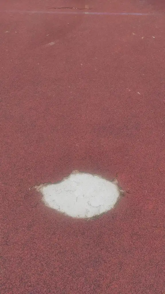 Nowoczesne boisko sportowe dla szkoły w Gaboniu. Start prac już niedługo