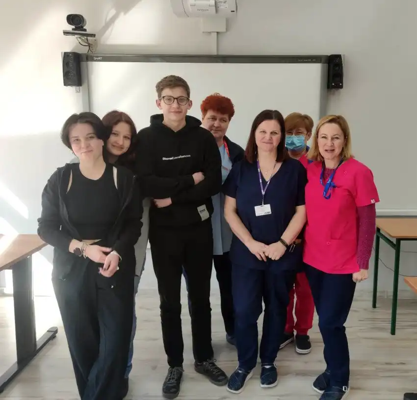 Uczniowie ZSP w Nawojowej oddawali krew