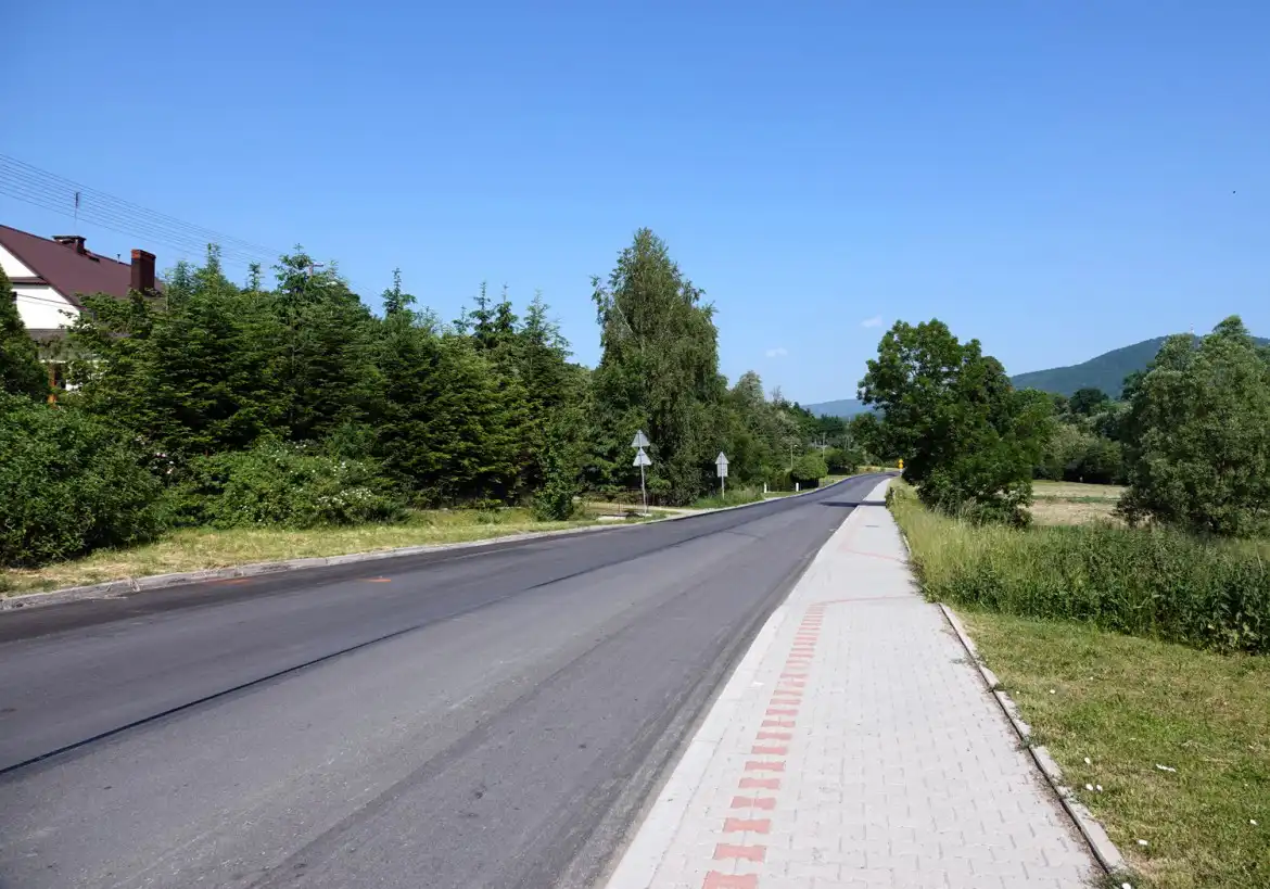 Kończy się remont drogi powiatowej Limanowa - Chełmiec. Koszt inwestycji to ponad 14 mln zł