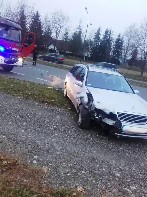 Kolizja na Al. Piłsudskiego w Nowym Sączu [FILM]