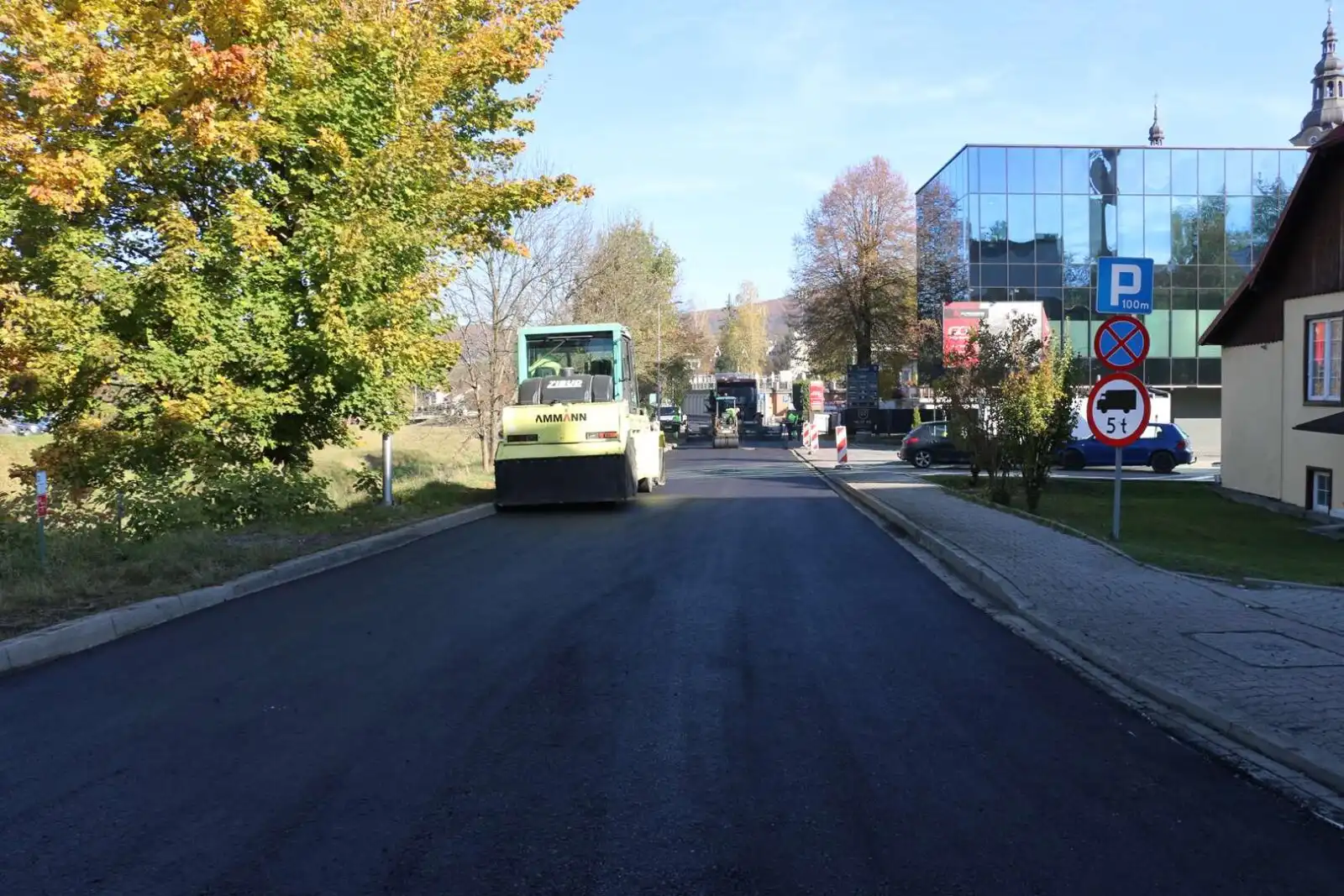 Trwa przebudowa ulicy Ks. Łazarskiego w Limanowej