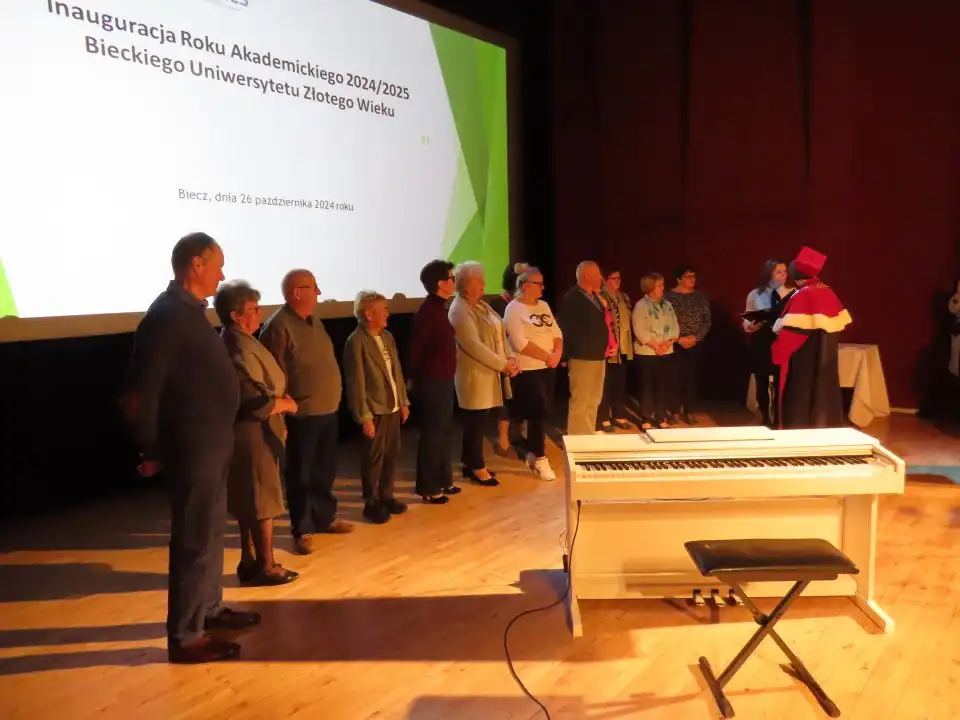 Nowe wyzwania i radości. Inauguracja na Bieckim Uniwersytecie Złotego Wieku