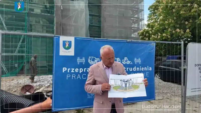 Nowosądecki Ratusz przechodzi metamorfozę. Wraca historyczny blask i zieleń