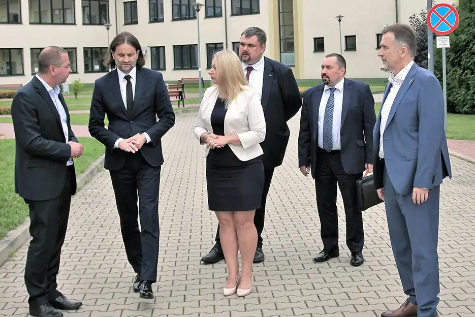 Wiceminister zdrowia Piotr Bromber z wizytą w PWSZ