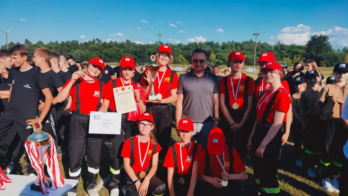 VIII Powiatowe Zawody Sportowo-Pożarnicze w Podegrodziu