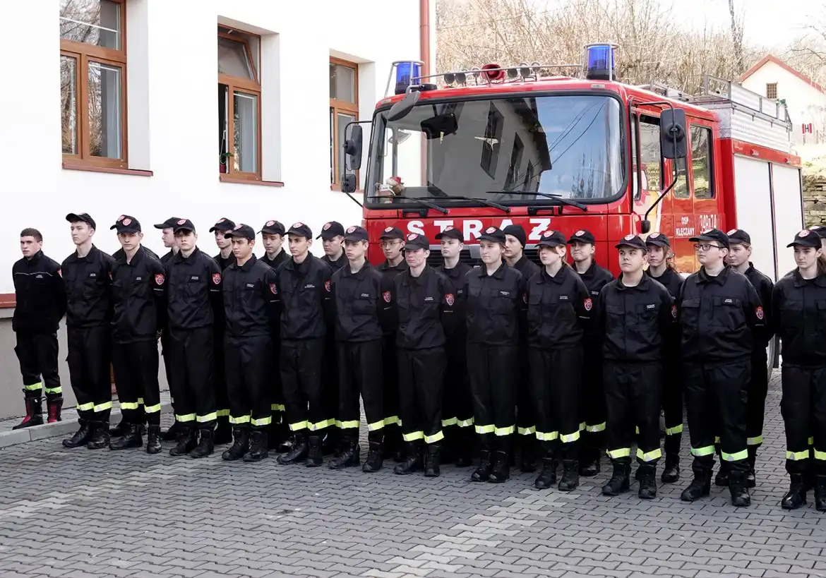 Uczniowie ZS w Marcinkowicach mogą już brać udział w akcjach ratowniczych. Zdali egzamin teoretyczny i praktyczny