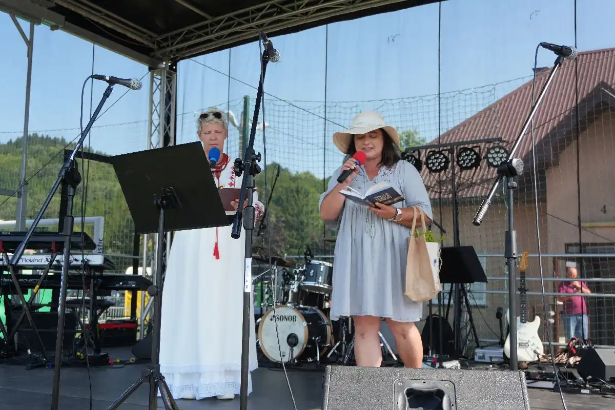 Radosne święto plonów. Mieszkańcy Gminy Sękowa dziękowali za urodzaj