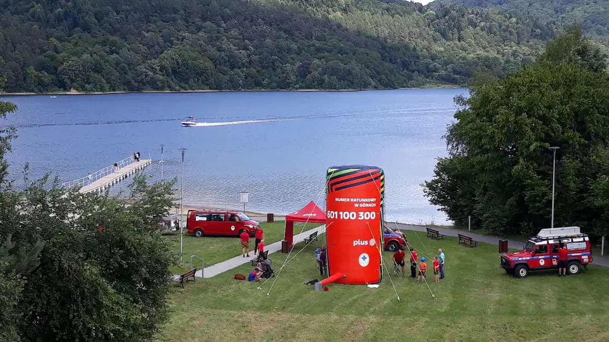 Piknik Rodzinny „Kręci mnie bezpieczeństwo nad wodą”. Uczestniczyli w nim gorliccy Policjanci