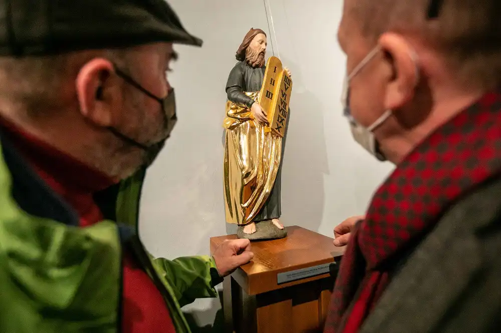 Wernisaż wystawy rzeźb z ołtarza głównego Bazyliki św. Małgorzaty