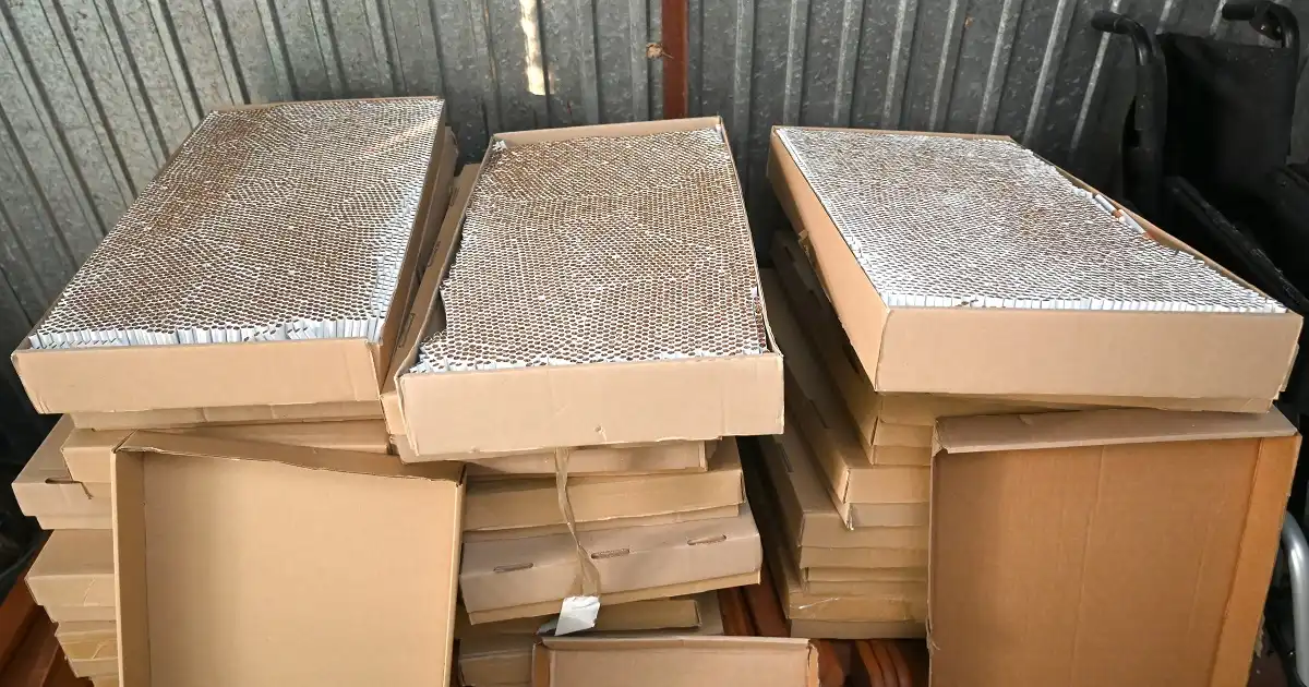 Tytoniowy przekręt za 28 milionów złotych. 18 osób przed sądem