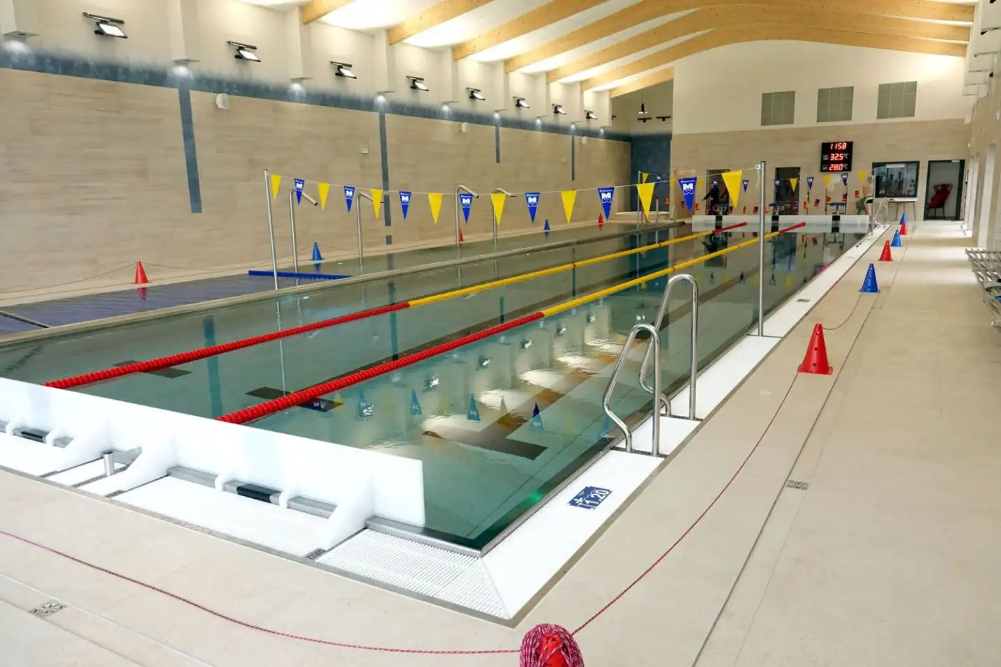 Basen w Korzennej oficjalnie otwarty