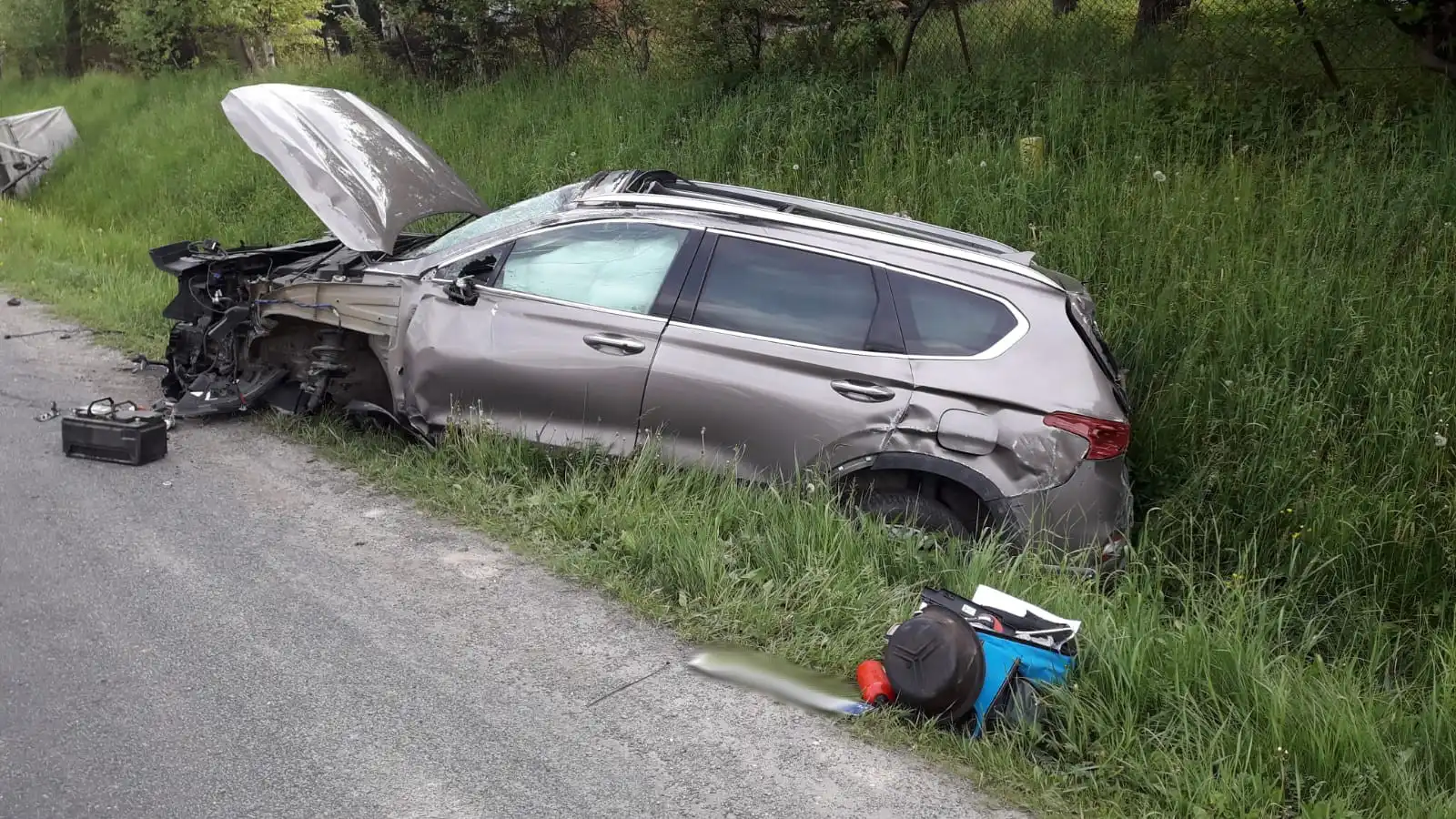 Wypadek na DK75 w Łososinie Dolnej. Dwie osoby poszkodowane