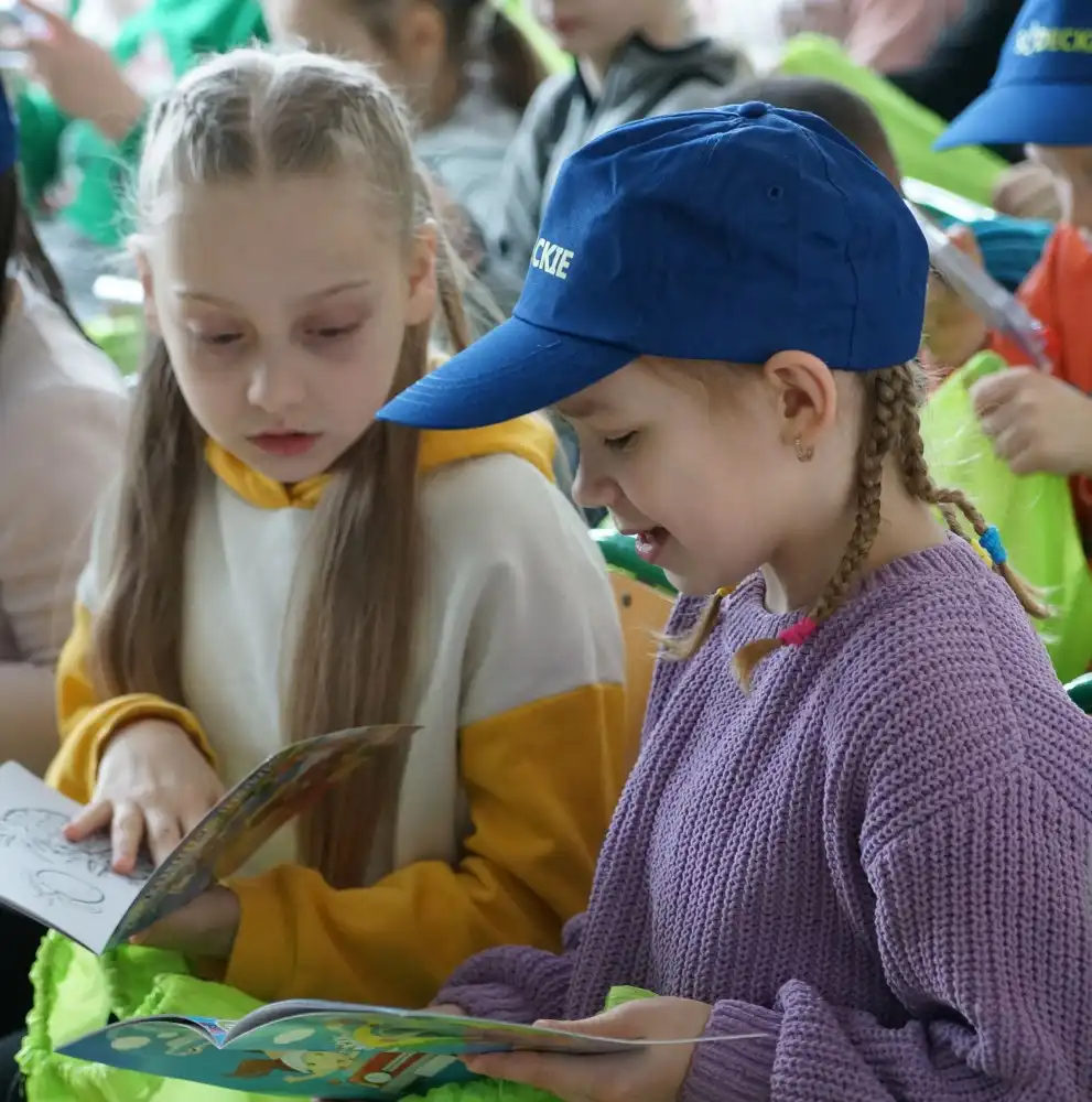 Starosta nowosądecki odwiedził dzieci z Ukrainy przebywające w DWD w Piwnicznej-Zdroju
