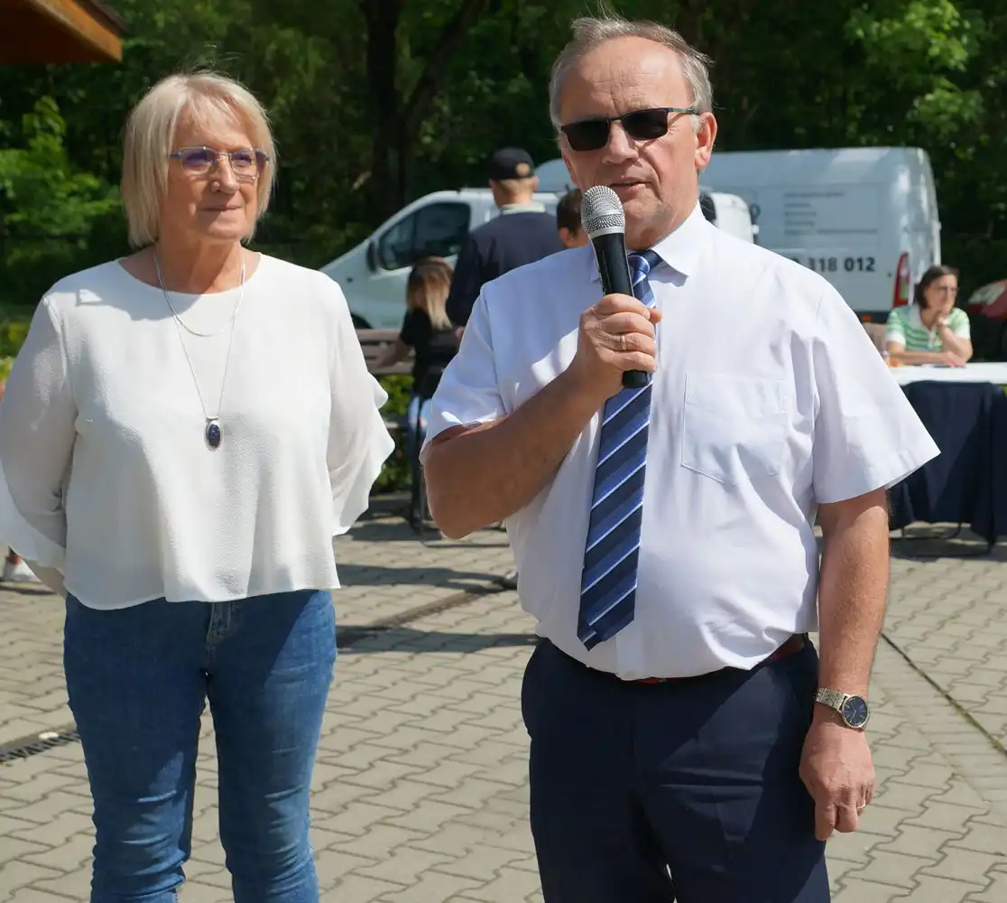 Piknik z okazji Dnia Rodzicielstwa Zastępczego w PZAZ w Nawojowej