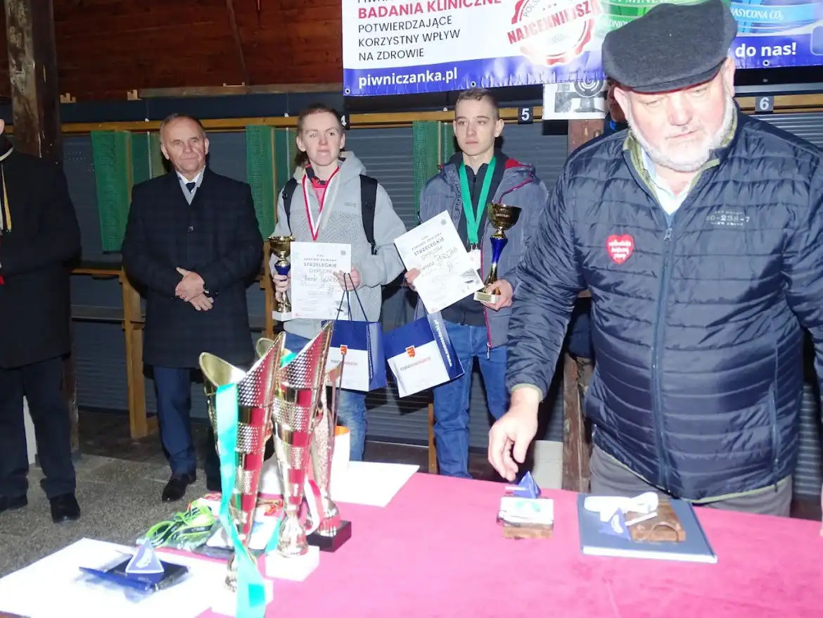 Na strzelnicy LOK w Nowym Sączu odbyły się 30. Otwarte Powiatowe Zimowe Zawody Strzeleckie