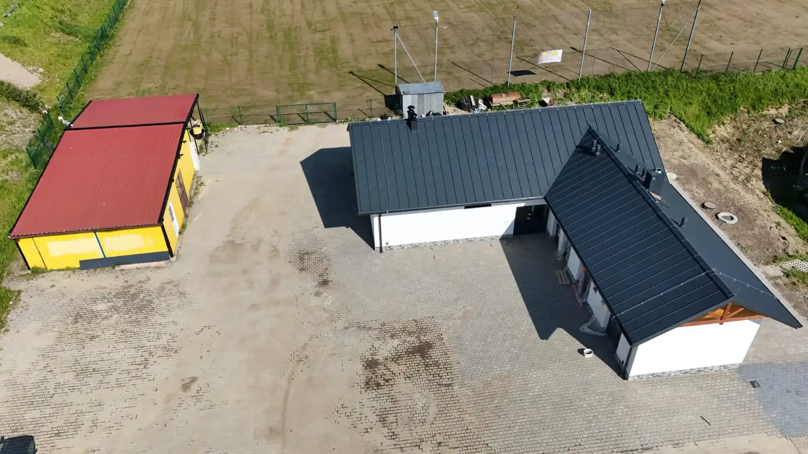 Nowoczesny kompleks dla piłkarzy w Mogilnie prawie gotowy