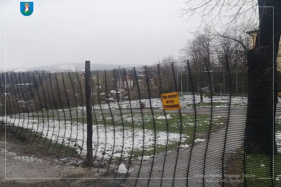 Nowy Sącz: Rusza rewitalizacja „Kocich Plant”. Prezydent podpisał umowę