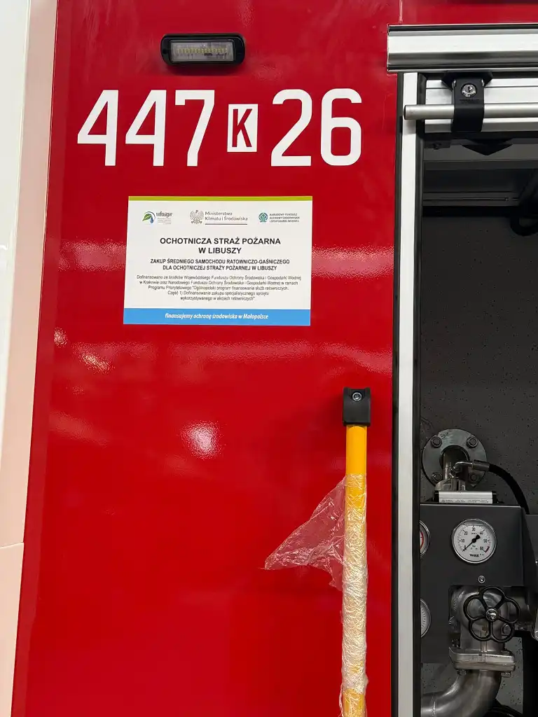 Zwiększenie bezpieczeństwa w Libuszy. OSP otrzymała nowy pojazd ratunkowy