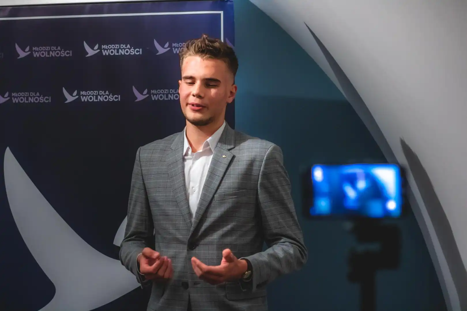 Wolność jest piękna! - mówi Prezes Młodych dla Wolności w Nowym Sączu