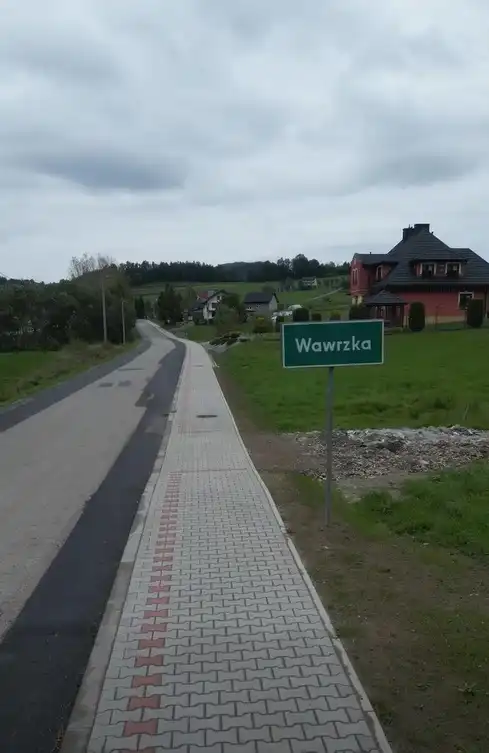 Nowa inwestycja w gminie Grybów: chodnik w Wawrzce gotowy