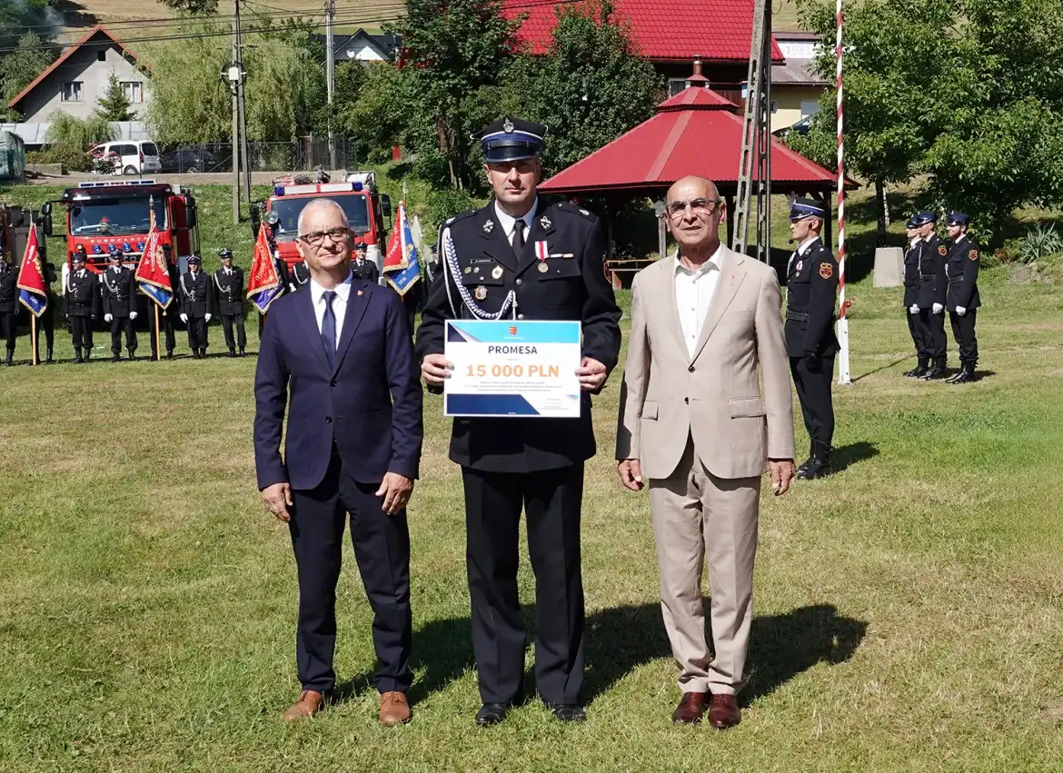 Strażacka tradycja i wdzięczność. 40-lecie OSP w Królowej Górnej