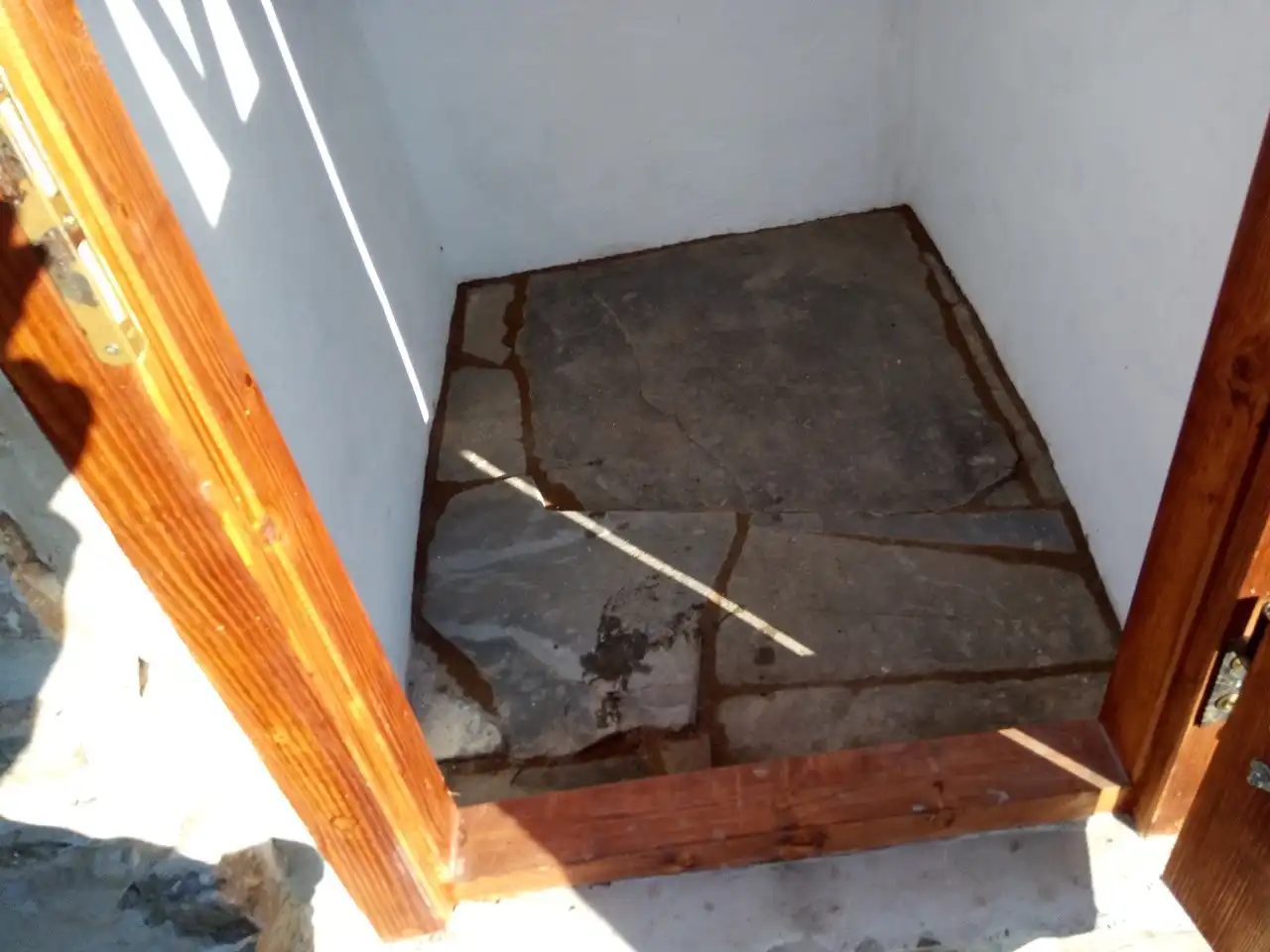 Kolejna kapliczka po renowacji