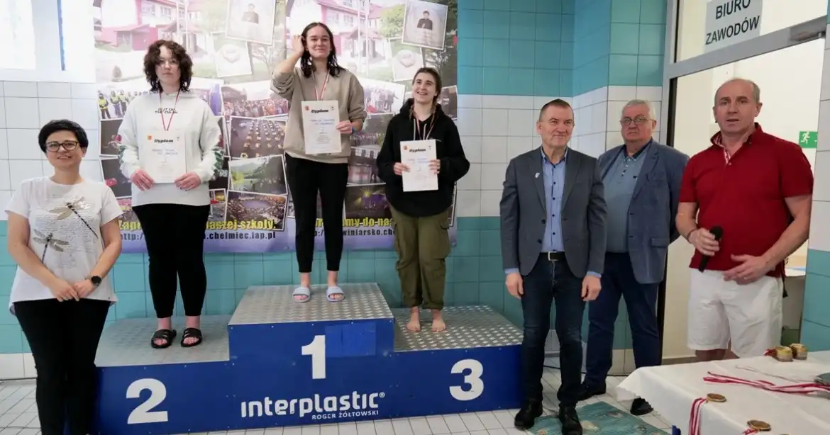 Mistrzostwa Powiatu Nowosądeckiego w Pływaniu. W zawodach uczestniczyło ponad 150 zawodników