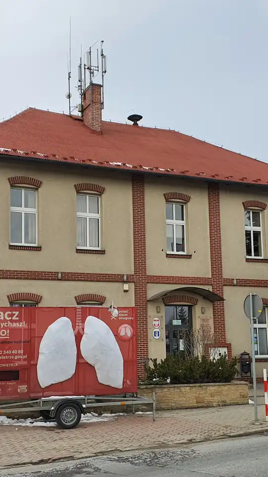 Przy Urzędzie Gminy Chełmiec stanęły mobilne płuca