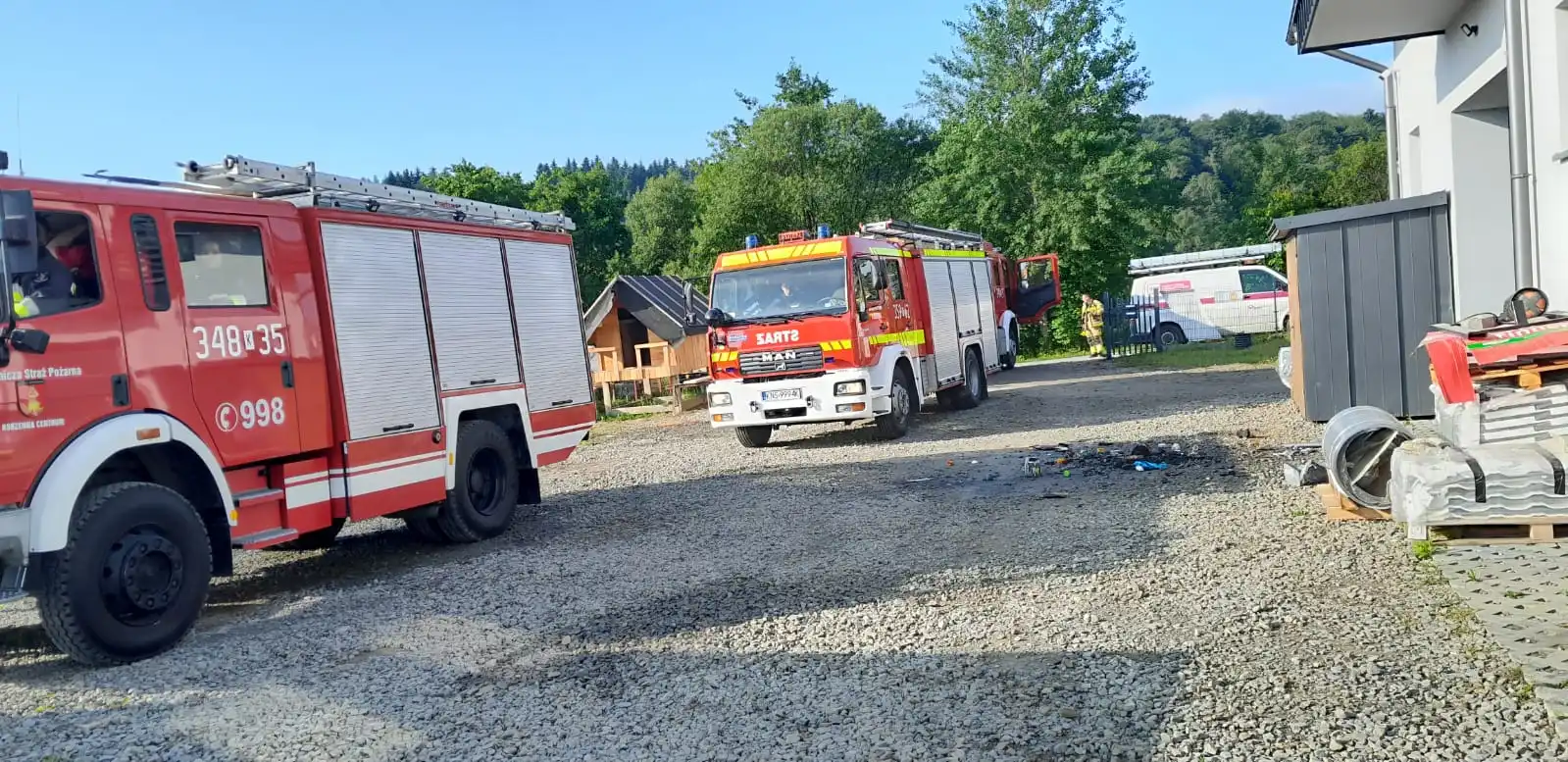 Pożar w Korzennej. Ogień pojawił się na poddaszu domu jednorodzinnego