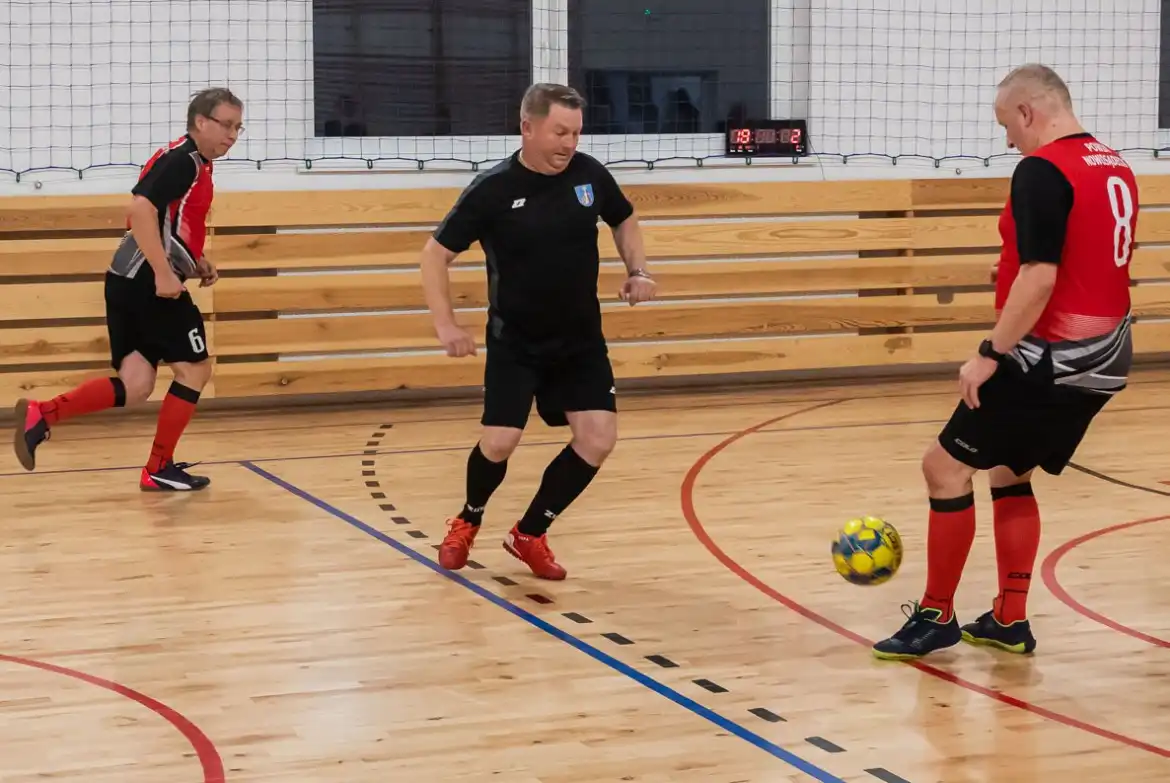 Samorządowcy walczyli w Binczarowej o puchar Starosty Nowosądeckiego