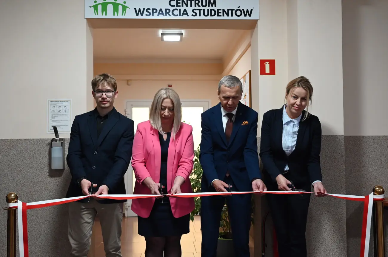 Studenci zyskali nowe miejsce wsparcia. Uroczyste otwarcie centrum przy ul. Długosza