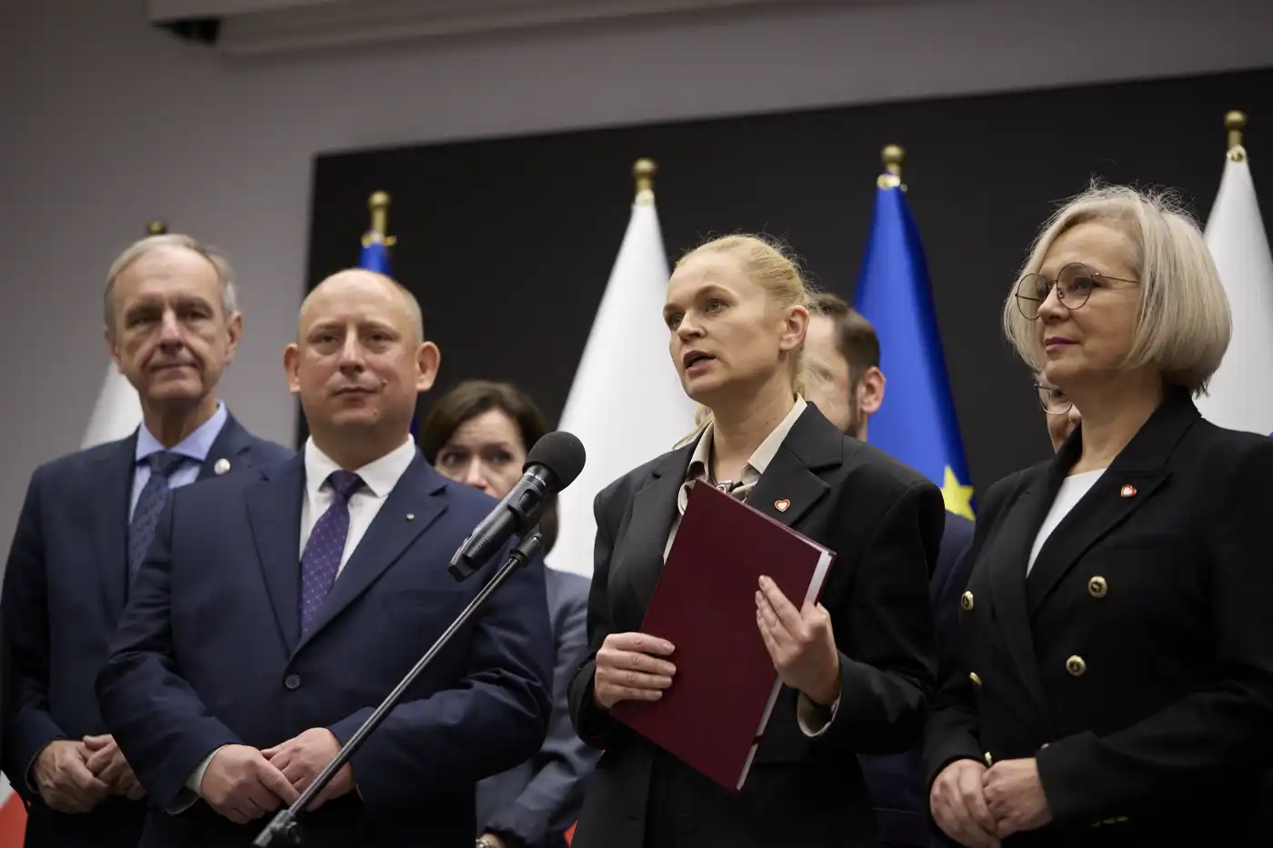 Konferencja Barbary Nowackiej i wojewody małopolskiego Krzysztofa Klęczara. Barbara Nowak odwołana