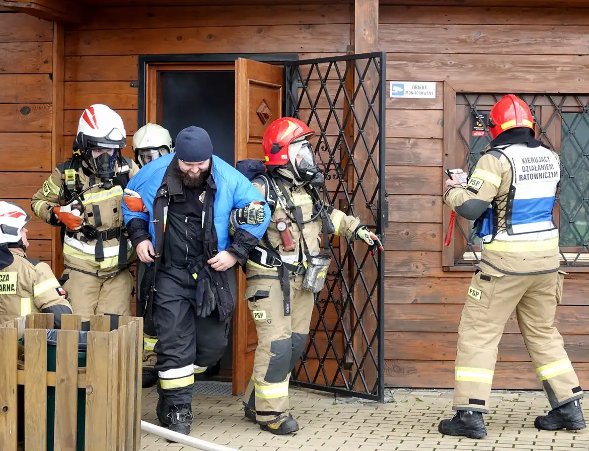 Dramatyczne chwile w Starym Sączu. Na szczęście to tylko ćwiczenia!