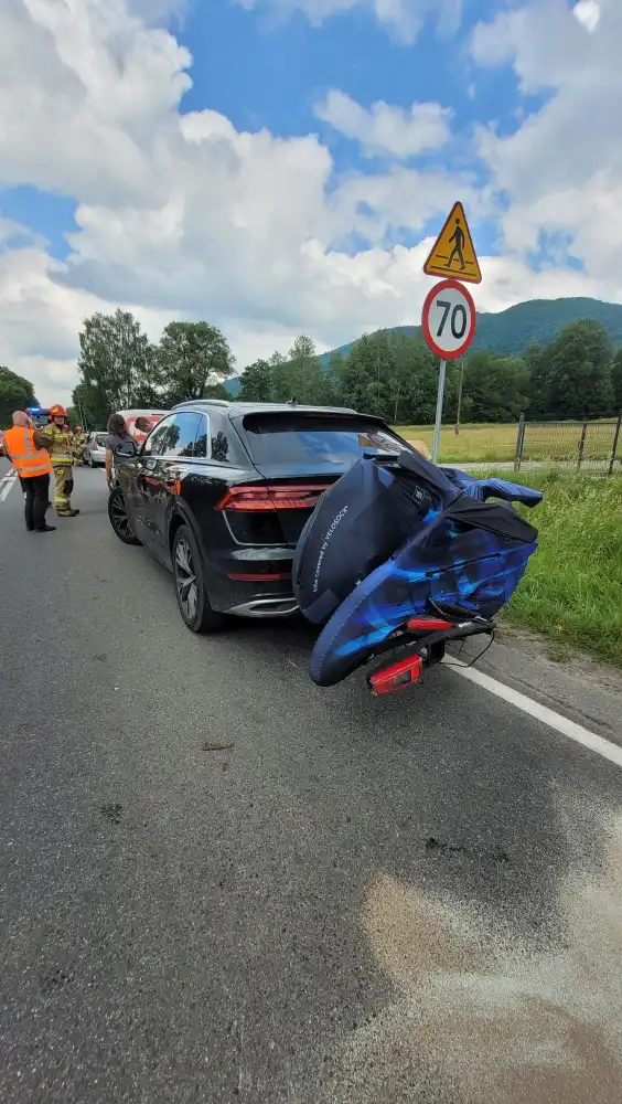 Kolizja we Frycowej. Zderzyło się pięć samochodów