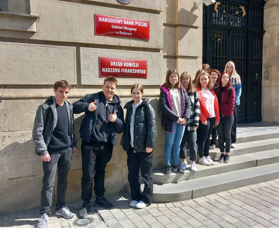 Uczniowie ZS w Starym Sączu zwiedzili Krakowski Salon Ekonomiczny Narodowego Banku Polskiego